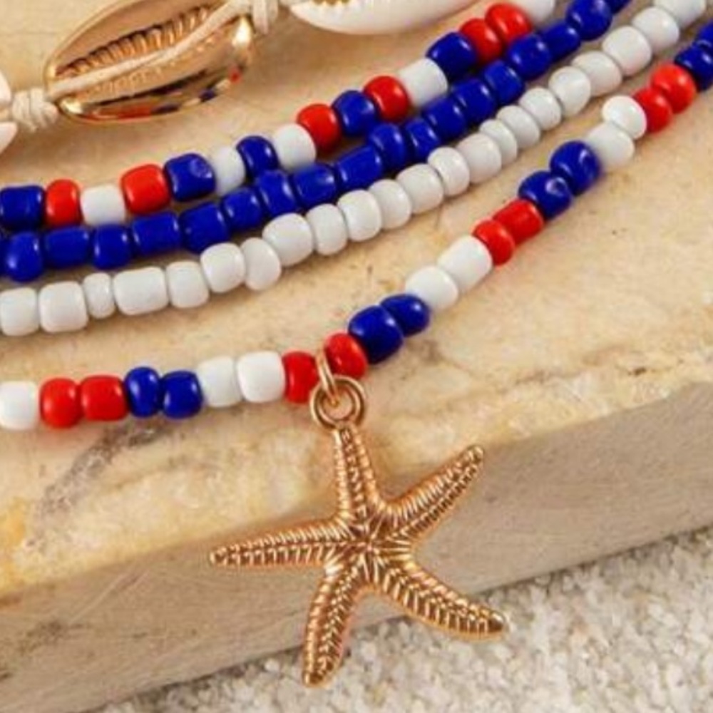 🇺🇸 5 Pc Set-Red and Blue Beaded Starfish Necklace with Shells, Beads